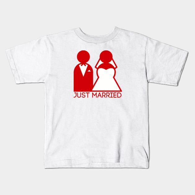 Just Married Newlyweds in Red Kids T-Shirt by TheDaintyTaurus